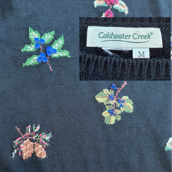 Vintage 90s Embroidered Chunky Knit Embroidered Floral Sweater Size Medium - Picture 4 of 4